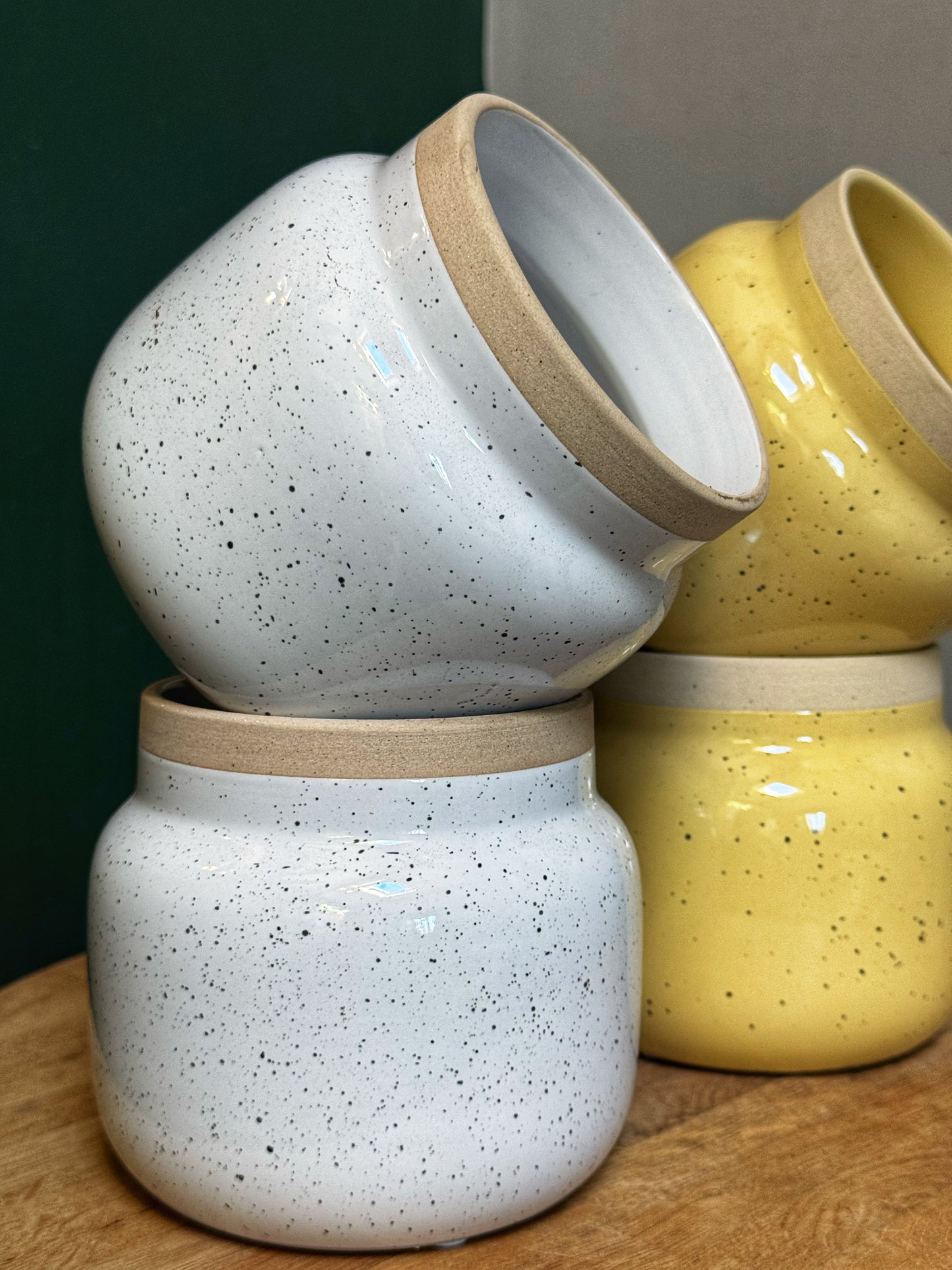 Mid Pastel Deco Pots-White/Yellow