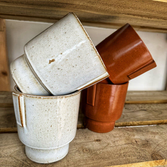 Aries Pot- White/Rust